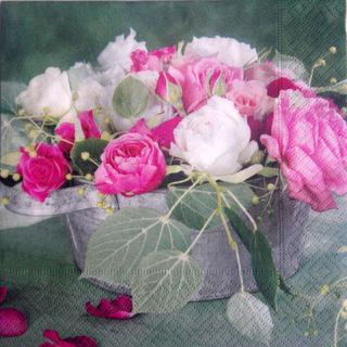 Servetel decorativ 'Composition of roses', 33cm